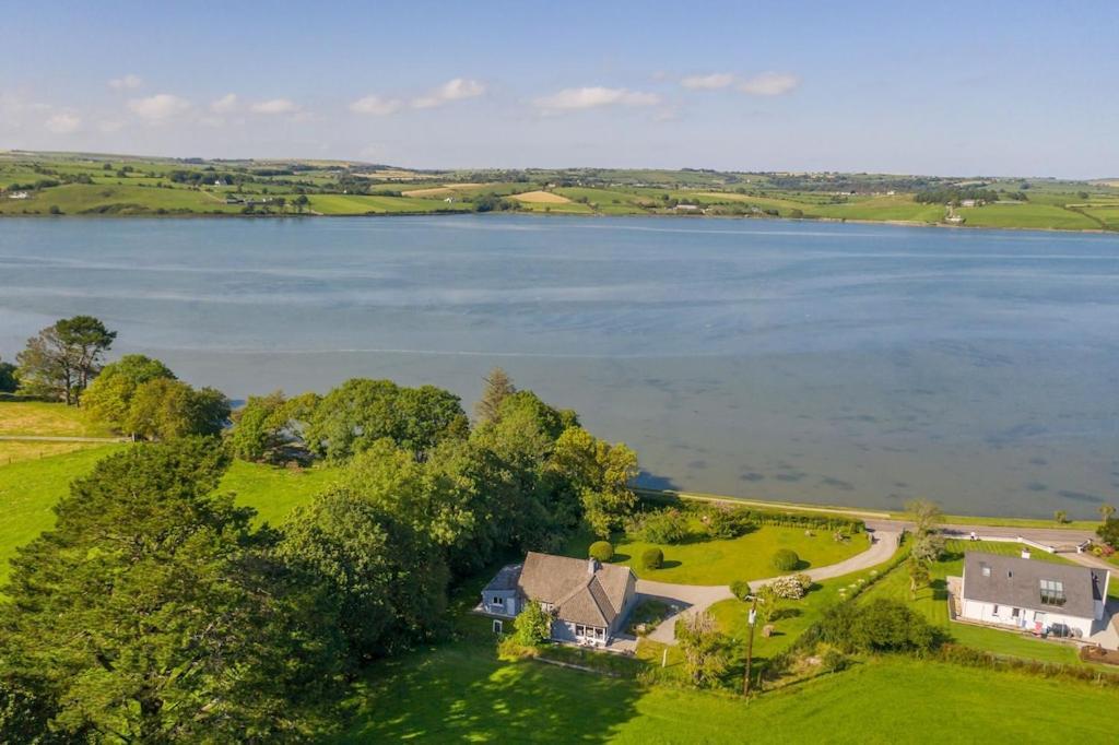 2 Bed Waterfront Property - Close To Courtmacsherry 코크 외부 사진