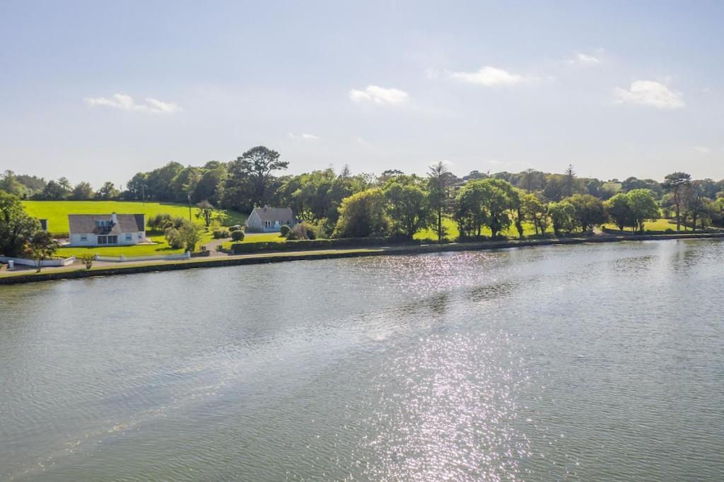 2 Bed Waterfront Property - Close To Courtmacsherry 코크 외부 사진