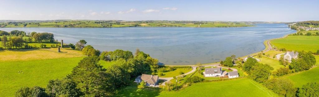 2 Bed Waterfront Property - Close To Courtmacsherry 코크 외부 사진